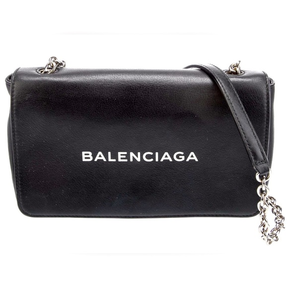 Balenciaga, Black Leather Crossbody w/ Front Closure. Includes Dust Bag. - Picture 12 of 16